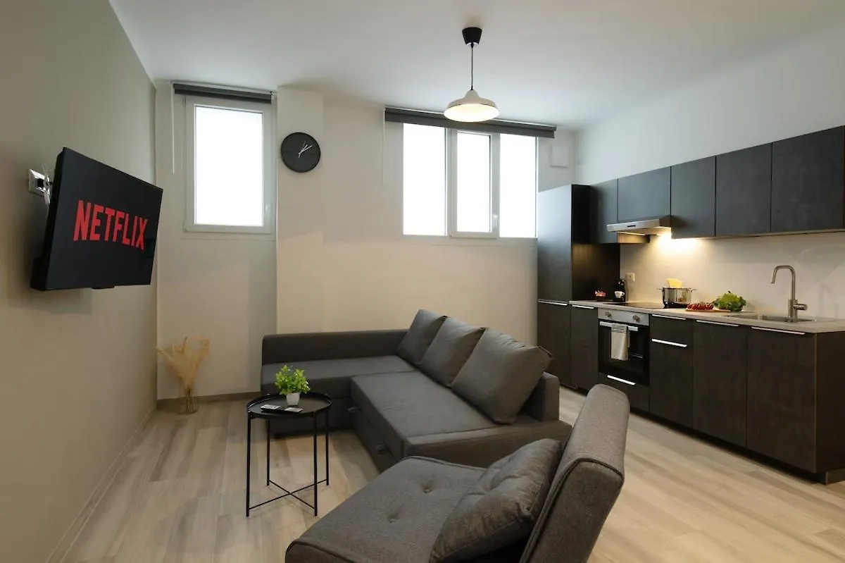 Apartment Luxhome Duomo - San Siro 10Min Milan