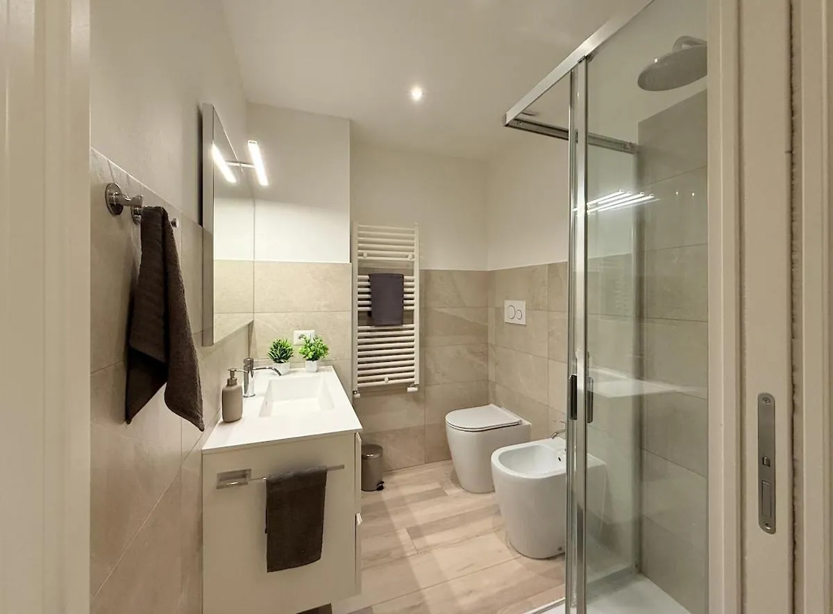 Apartment Luxhome Duomo - San Siro 10Min Milan
