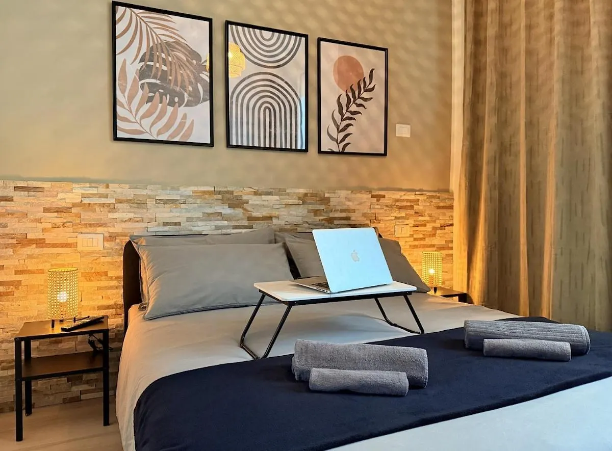Apartment Luxhome Duomo - San Siro 10Min Milan