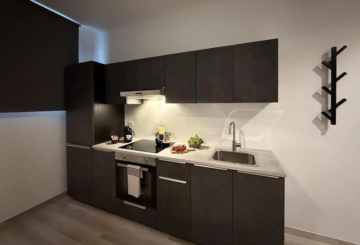 Luxhome Duomo - San Siro 10Min Milan Apartment